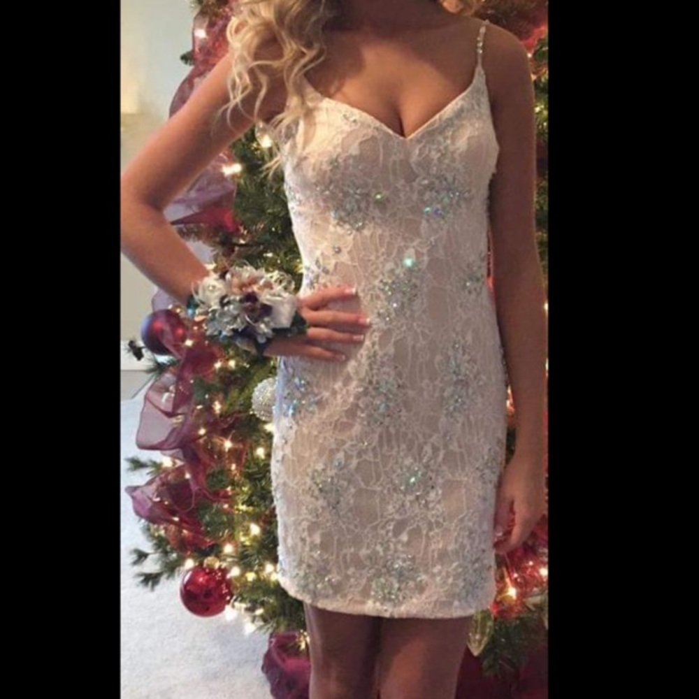 Short dress